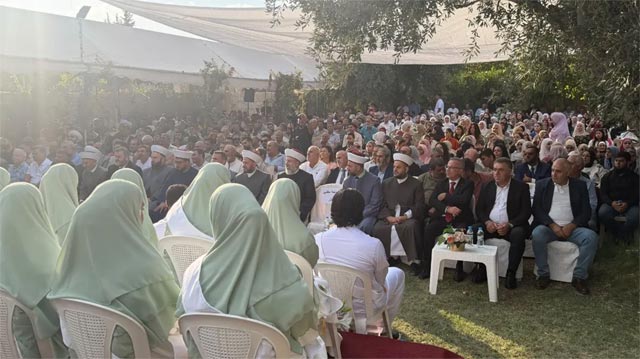 تكريم 25 حافظا وحافظة للقرآن الكريم في احتفال اقيم في بلدة الفاكهة في حضور مفتين وفاعليات