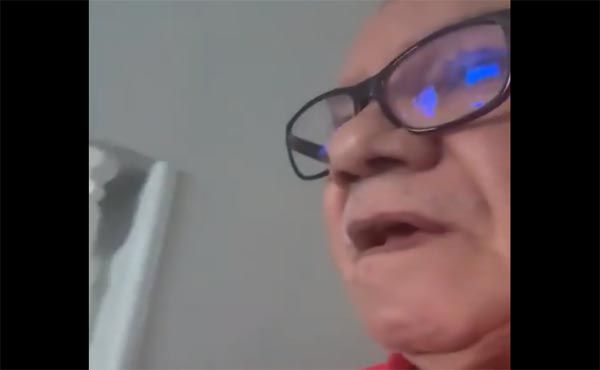 أب يوجه نصيحة للأباء.. اوعى تكتب حاجة باسم ابنك.. شاهد الفيديو لتعرف السبب