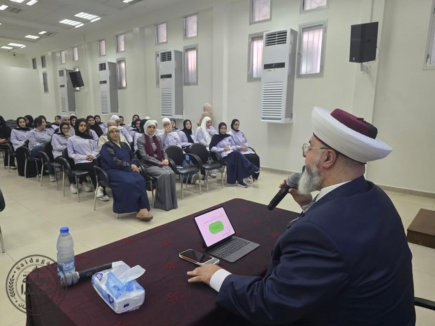 ثانوية الإيمان تنظّم محاضرة حول الحب والوعي والمسؤولية… خطوة نحو السعادة الأسرية