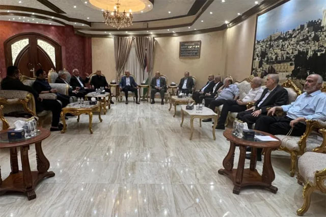مفاوضات متقدمة في القاهرة لإنجاز صفقة شاملة بشأن "المرحلة الثانية" في غزة