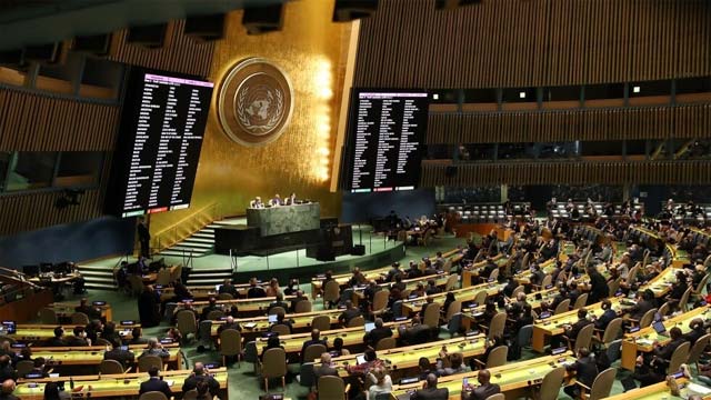 الجمعية العامة للأمم المتحدة تؤيد رأي محكمة العدل الدولية الداعي لإلزام إسرائيل بالتعاون مع الأونروا... وغضب إسرائيلي