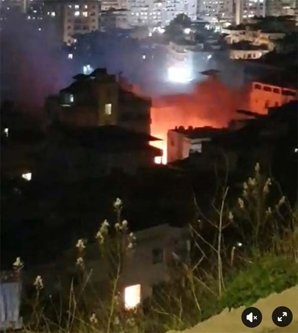 استهداف المبنى المهدد في حارة صيدا