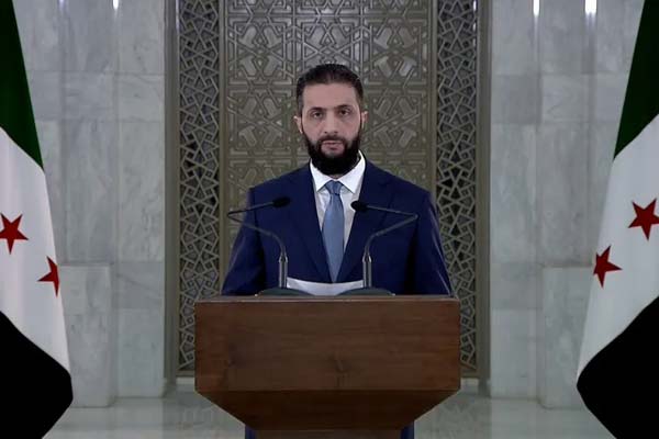 الشرع: استهداف إسرائيل مبنى الرئاسة ووزارة الدفاع السورية إعلان حرب ولكن التوصل إلى اتفاق أمني مع إسرائيل لا مفرّ منه