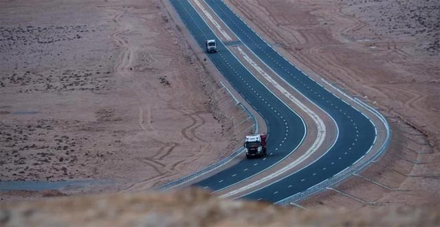 إطلاق اسم "ترامب" على أطول طريق سريع جنوبي المغرب