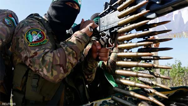لا يوجد نموذج واحد في التاريخ لشعبٍ ألقى سلاحه ونجا!