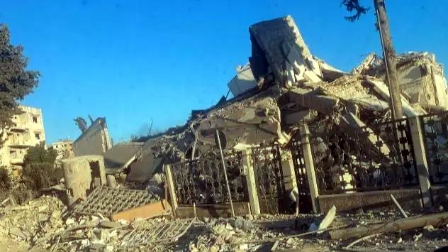بعد تدمير فرعه في النبطية.. مصرف لبنان يدين الاستهداف... و وزير المالية يعتبره مسار عدواني جديد يمتد ليقوّض مؤسسات الدولة