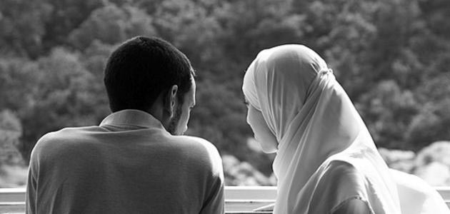 مهما كان ذكاء الرجل في إخفاء خيانته.. لا بد أن تشعر بها المرأة