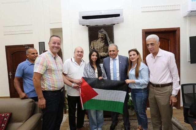 السفير محمد الأسعد يكرّم ناديا نجم... من إرث الشهيد أمين كايد إلى منصة التفوق