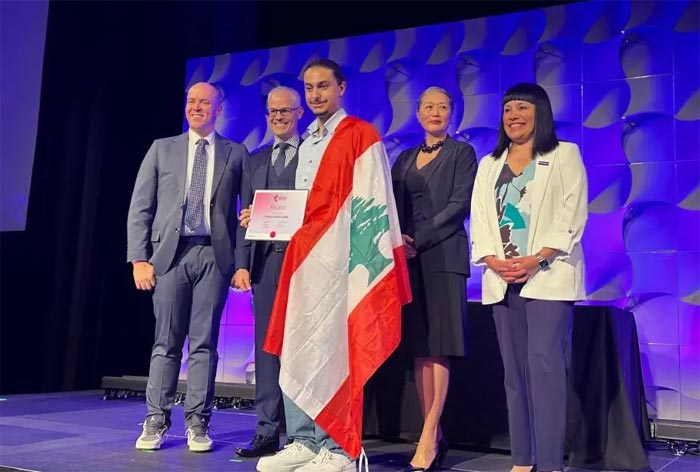 منير شبيب طالب من جامعة رفيق الحريري يحرز المركز الثامن عالميًا في بطولةAdobe Certified Professional