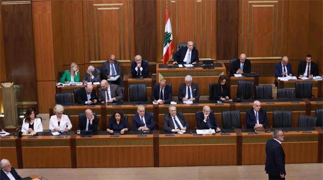 مجلس النواب جدد الثقة في الحكومة... و سلام من المجلس: موقفنا على طاولة المفاوضات يكون أقوى عندما نكون جميعاً خلف الدولة