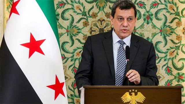 عبدي يعلن حل "قسد" والإدارة الذاتية واندماجهما الكامل في مؤسسات الدولة السورية