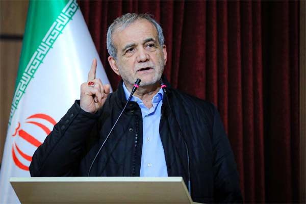 الرئيس الإيراني: نحن في حالة حرب شاملة مع الولايات المتحدة وإسرائيل وأوروبا